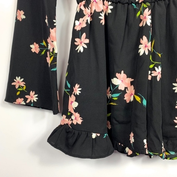 Urban Outfitters Pins & Needles Floral Romper EUC - Picture 7 of 8